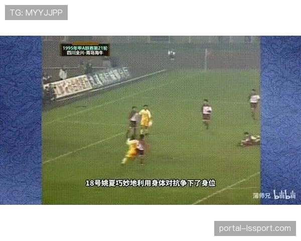 恩波利赛前训练重点演练定位球，应对保级战身体对抗